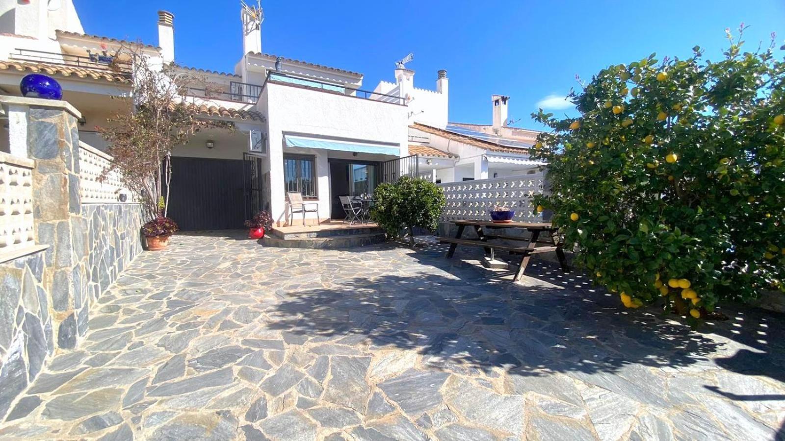 Bages Villa Росес Екстериор снимка